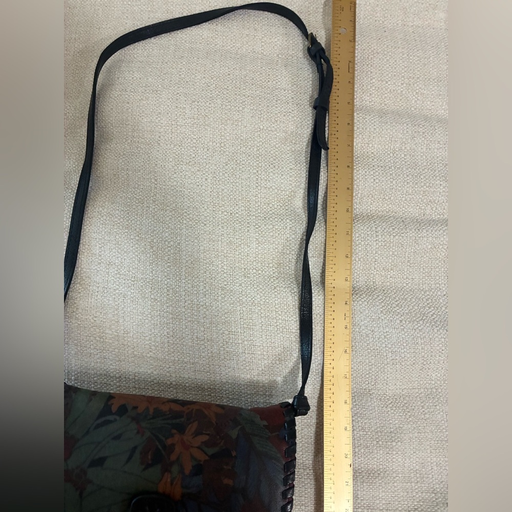 Patricia Nash EUC Liana crossbody bag in a floral print leather - Picture 13 of 16